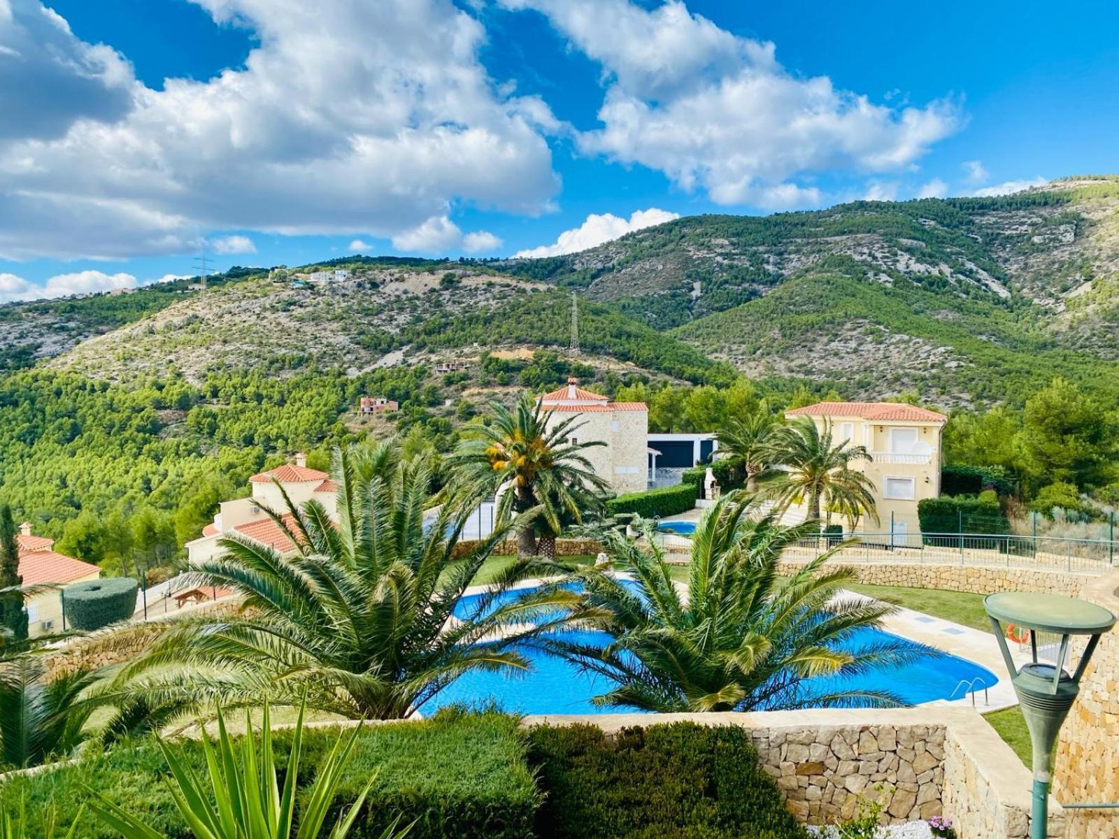 Precioso Atico En La Sierra De Irta Apartment Alcoceber Ngoại thất bức ảnh